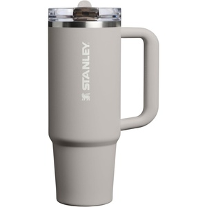 STANLEY Quencher ProTour Flipstraw Tumbler, 20 oz, Chili Black | Built-In Straw & Handle | Cupholder Compatible for Travel | Leakproof Insulated Stainless Steel Cup | BPA-Free(Ash)