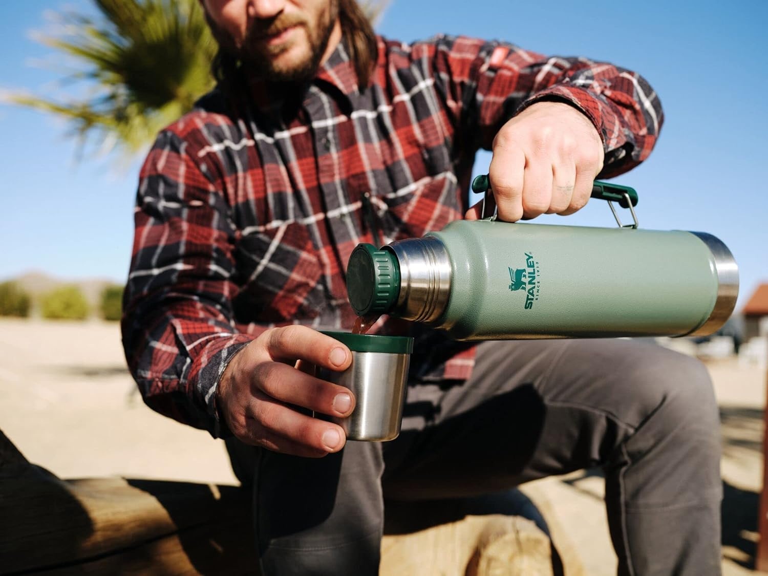 image:imageStanley Classic Legendary Vacuum BottleHammertone Green