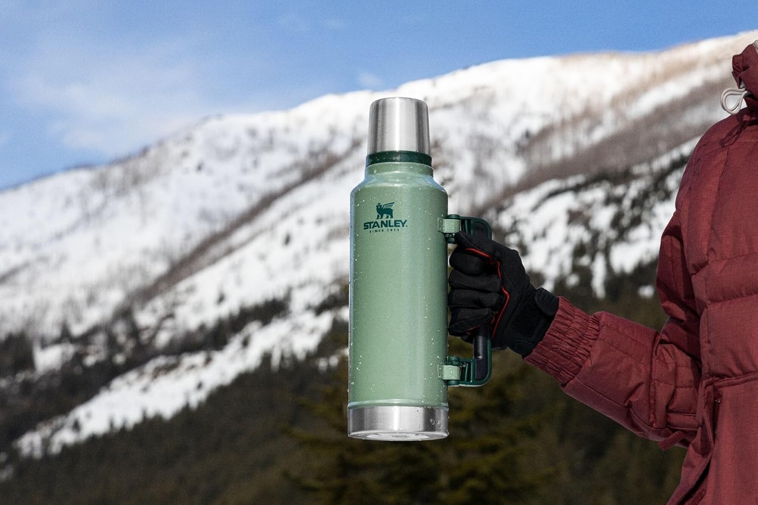 image:imageStanley Classic Legendary Vacuum BottleHammertone Green