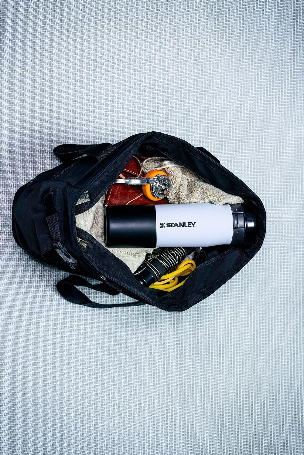 image:imageSTANLEY Vitalize Tempo Bottle 24 oz Lightweight Water Bottle ChalkDried Pine