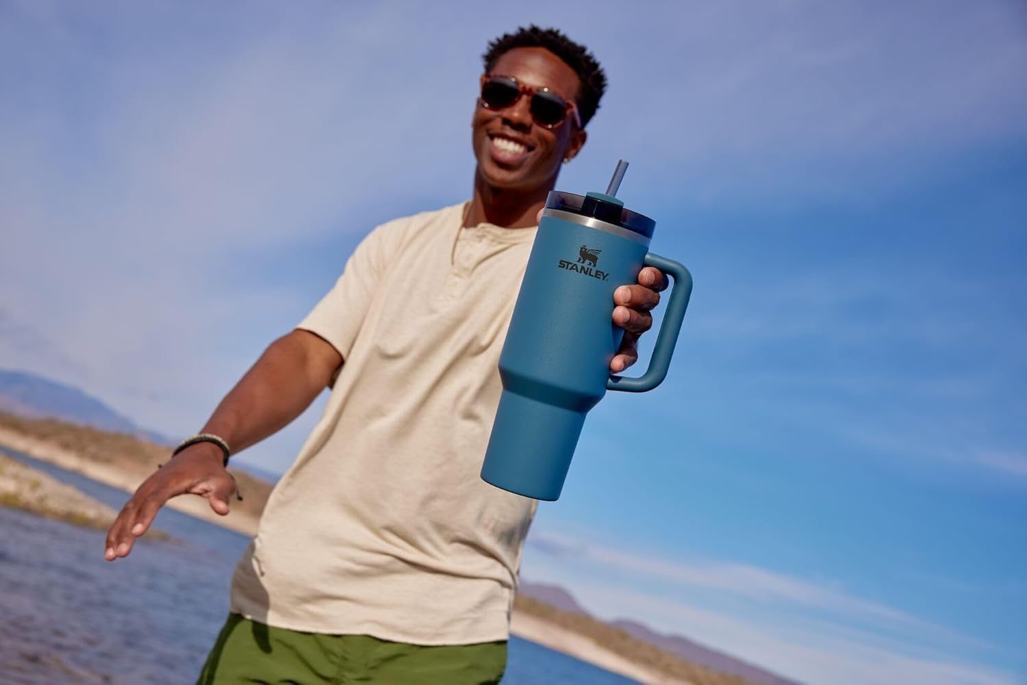 image:imageSTANLEY Quencher H20 Flow State Tumbler 20 oz Frost SprinkleBlue Spruce