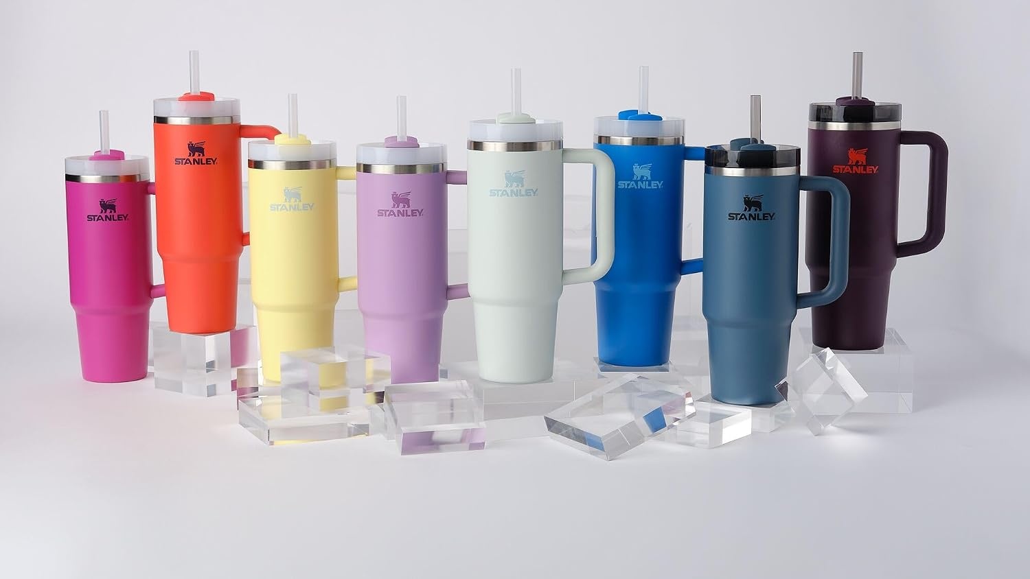 image:imageSTANLEY Quencher H20 Flow State Tumbler 20 oz Frost SprinkleFuchsia