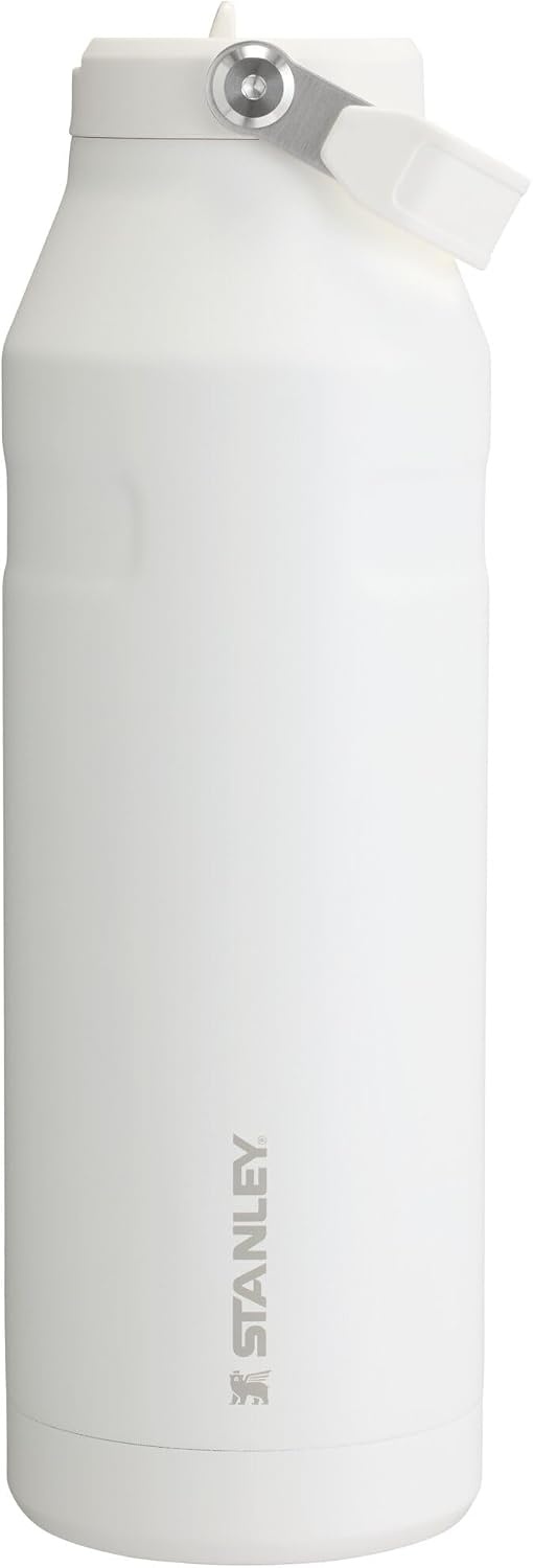 image:imageSTANLEY IceFlow Flip Straw 20 Bottle 24 oz Caitlin Clark FutureFrost